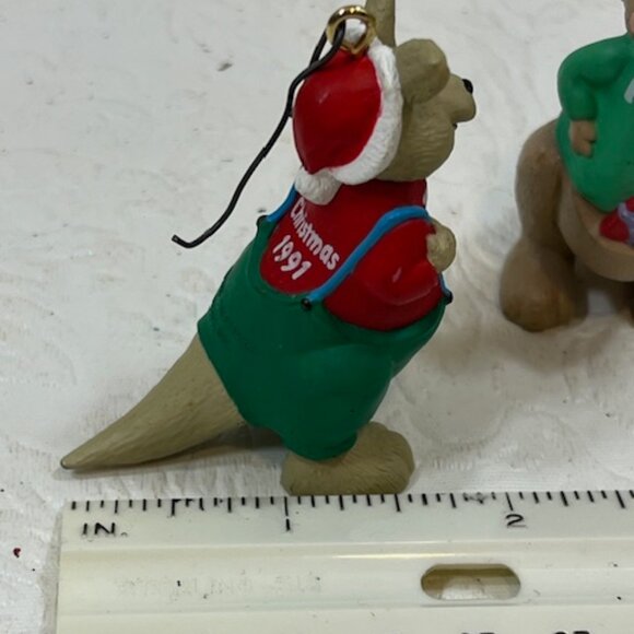 VTG Set of Christmas 1991"Mom & Dad To Be" Kangaroo Hanging Tree Ornaments 2.25" - Picture 8 of 8